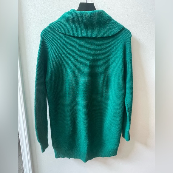 LOFT long sleeve turtleneck sweater, green, size MP - Picture 3 of 6